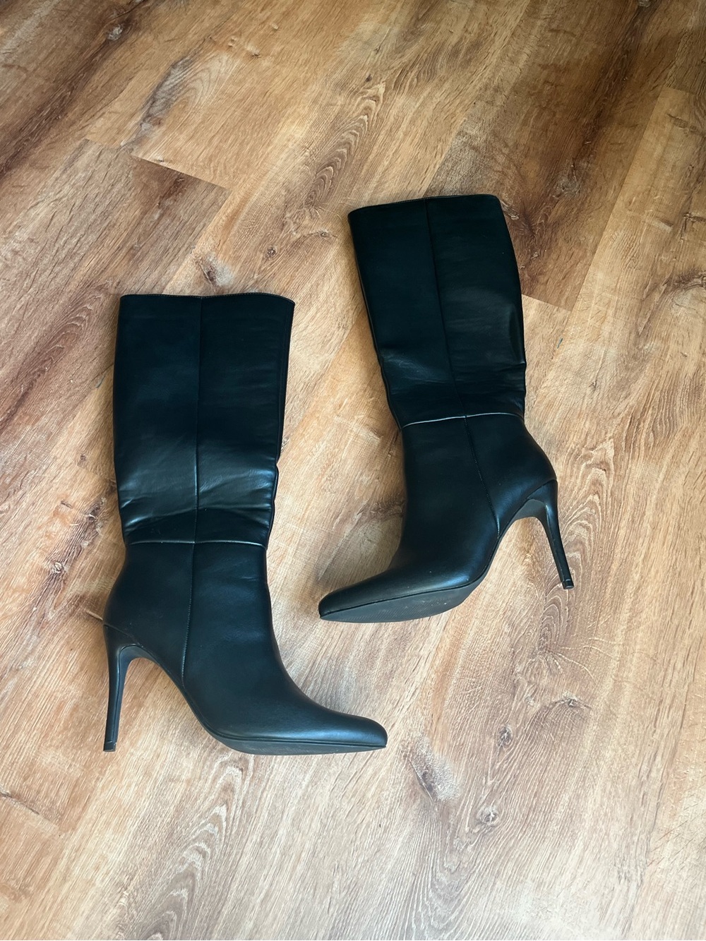 Sexy Black Pointed Toe Knee High Stiletto Boots